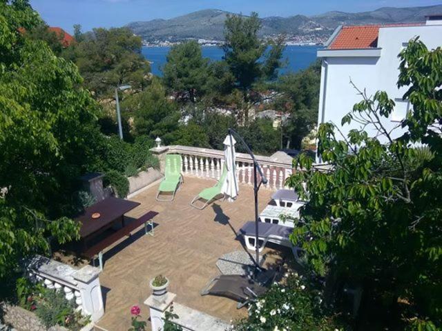 Villa Caroline Trogir Bagian luar foto