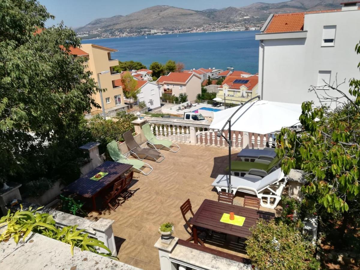 Villa Caroline Trogir Bagian luar foto