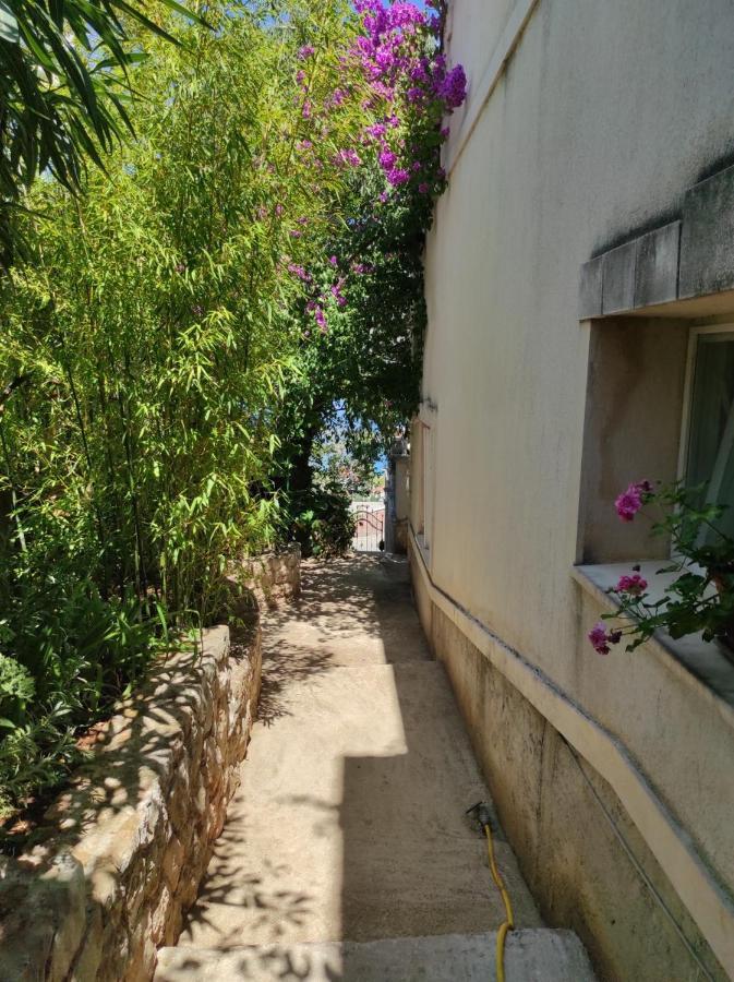 Villa Caroline Trogir Bagian luar foto
